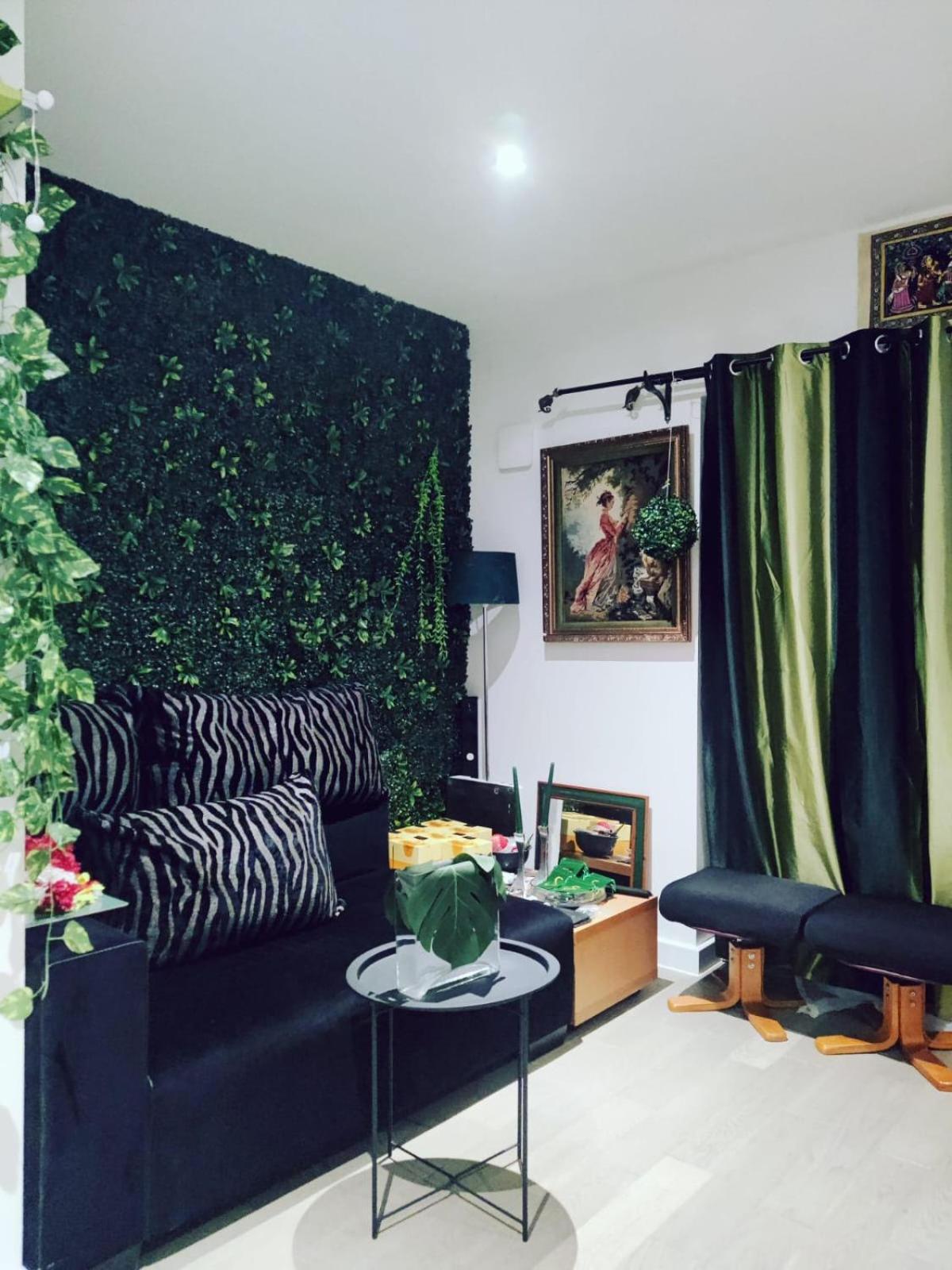 Appartamento Uttsav Green - Affordable London Zone 3 - Accessible Public Transport Esterno foto