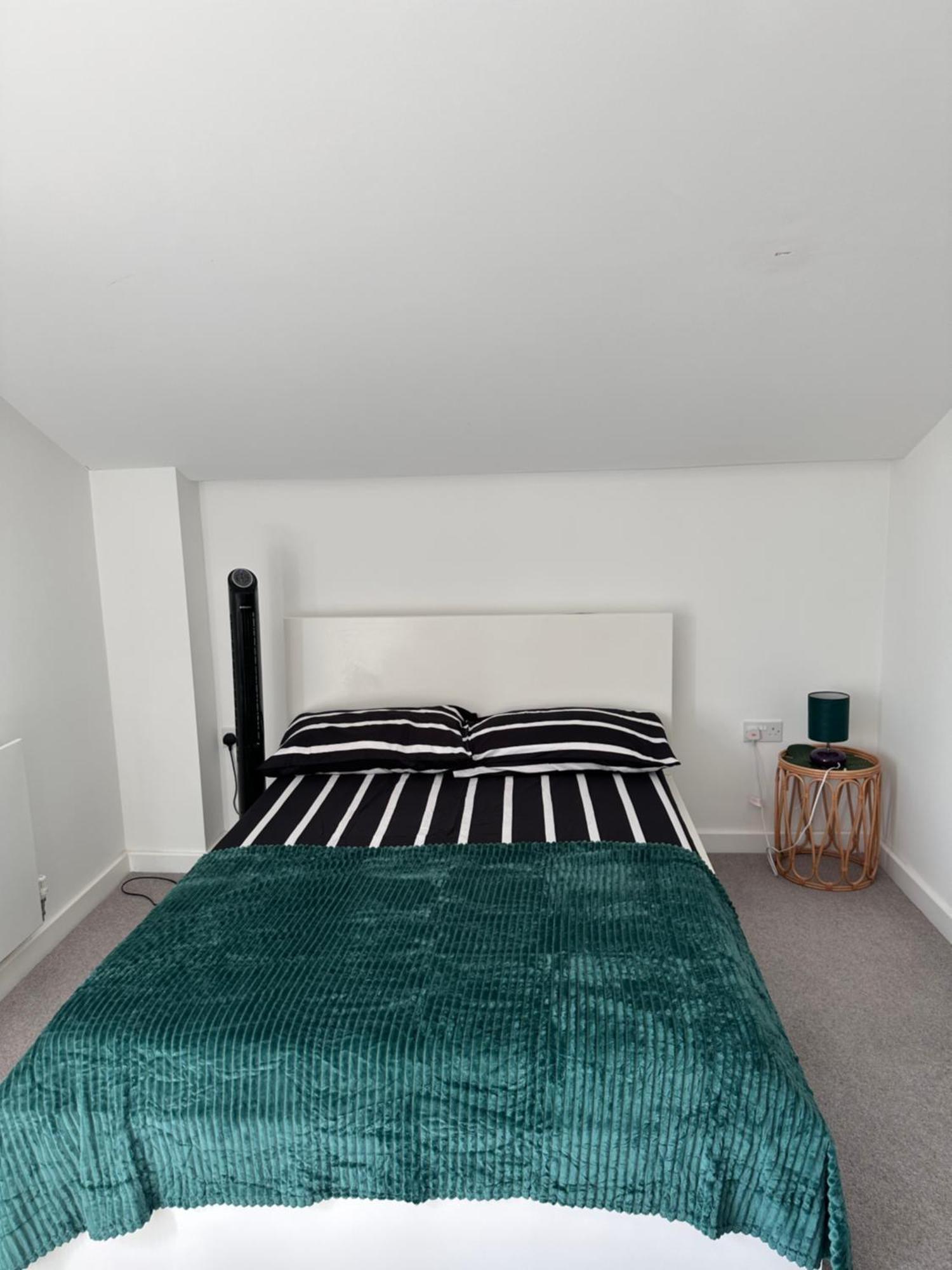 Appartamento Uttsav Green - Affordable London Zone 3 - Accessible Public Transport Esterno foto